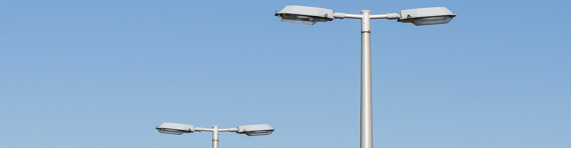 เสากิ่งเดี่ยว, กิ่งคู่, เตเปอร์, เสากลม, เสาเหลี่ยม, ไฮแมส